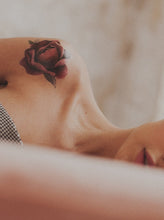 Učitajte sliku u preglednik galerije, Akvarel privremene tetovaže ROYAL PEONY