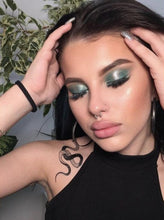 Load image into Gallery viewer, Privremene tetovaže BLACK & WHITE SNAKES